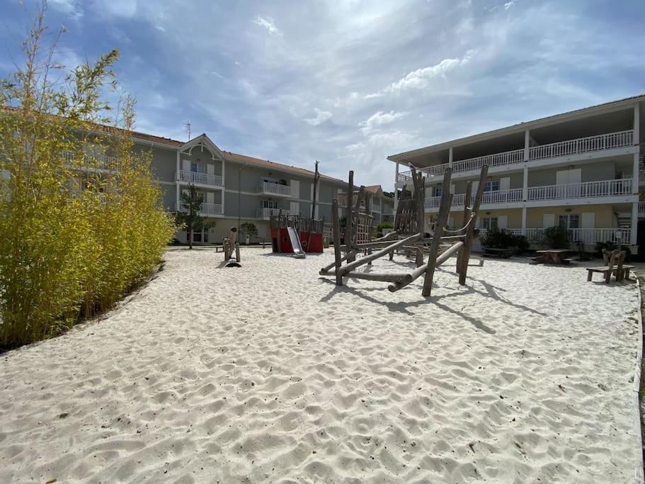 Maison Typee Arcachonnaise Avec Piscine Commune La Teste-de-Buch Ngoại thất bức ảnh